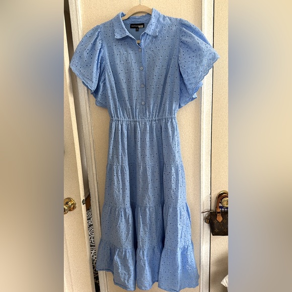 Slate & Willow | Blue Eyelet Dress - Picture 3 of 5